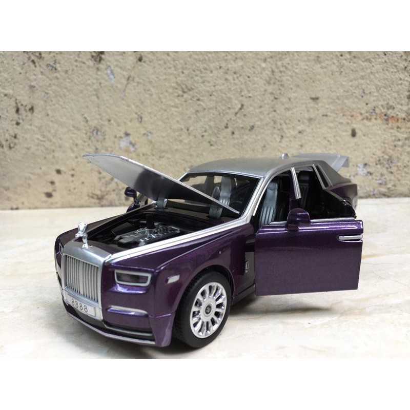 Mô hình xe Ô tô Rolls-Royce Phantom VIII - 1:32