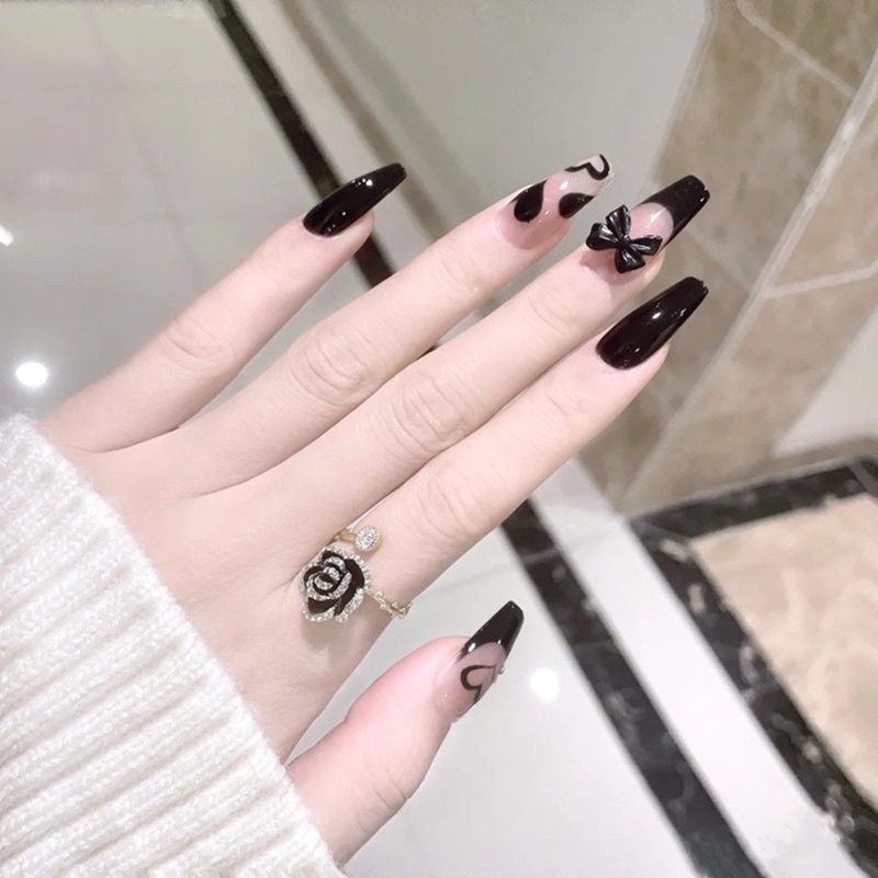 Bộ 24 móng tay hoạ tiết tim đính nơ