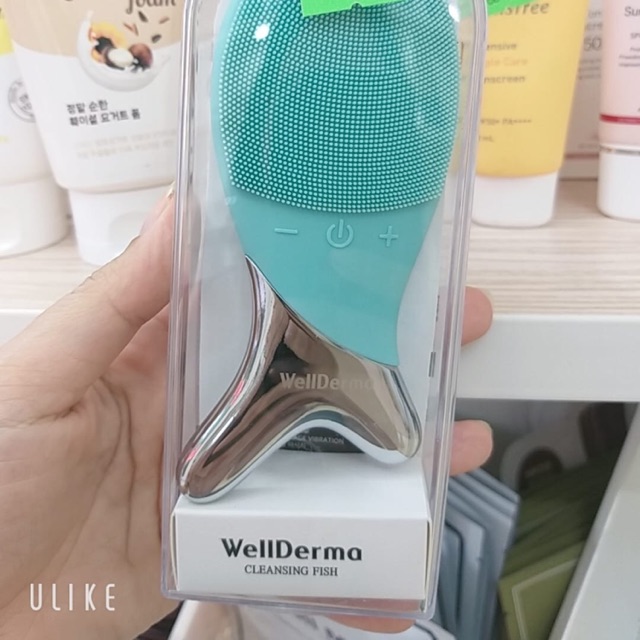 Máy rửa mặt cá heo wellderma