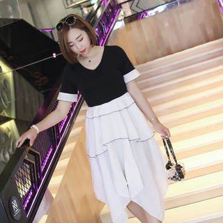 Đầm béo phối đen trắng cho người béo