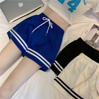 Quần short nữ kẻ sọc thời trang trẻ trung