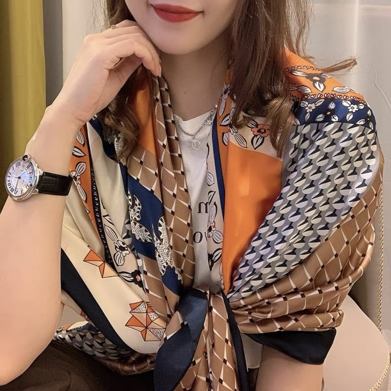 Khăn Lụa Cao Cấp Hoạ Tiết Boho Đi Biển Đi Du Lịch Dành Cho Quý Cô