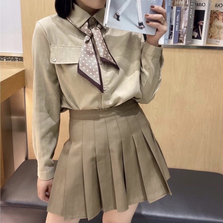 Sơ mi nhung cổ nơ kèm nơ cài chấm bi Daisy