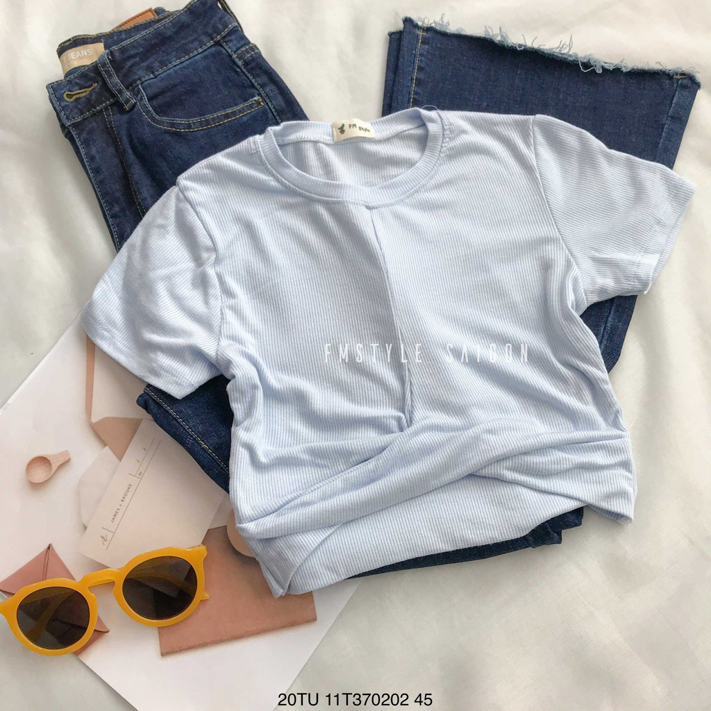Áo thun tay ngắn xoắn eo ulzzang thời trang nữ Fmstyle Saigon 21TU03T370901 | BigBuy360 - bigbuy360.vn