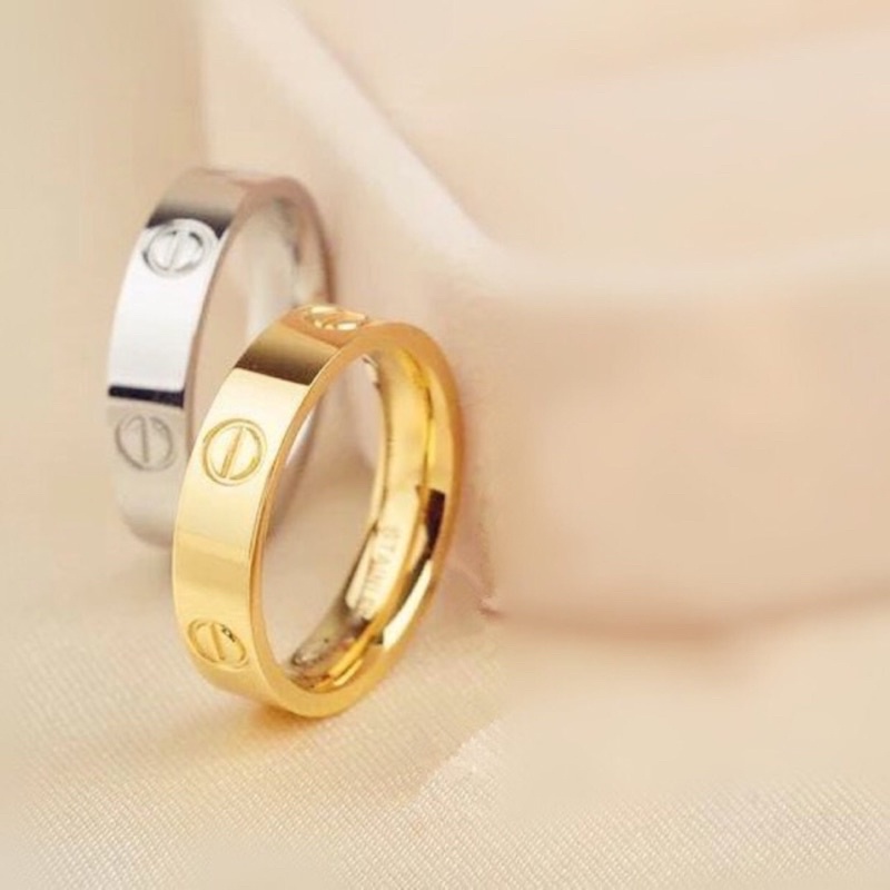 nhẫn mạ vàng nam nữ đều đeo được