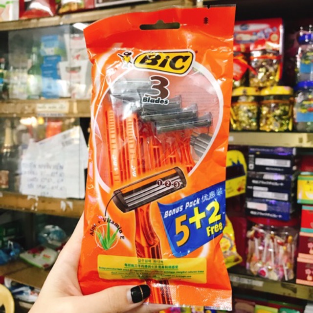 TÚI 7 DAO CẠO RÂU BIC 3 LƯỠI