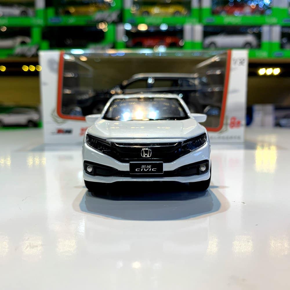 Mô hình xe ô tô Honda Civic 2019 tỉ lệ 1:32 màu trắng