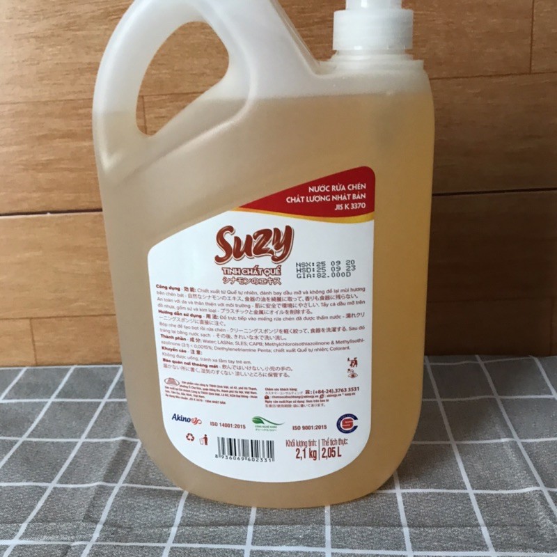 Nước rửa bát Suzy 2,1kg tinh chất quế