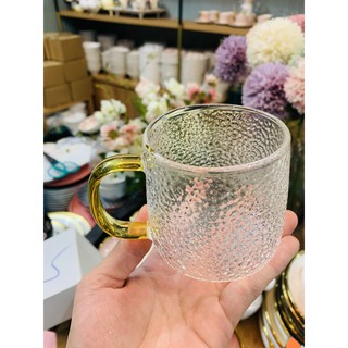 Cốc thủy tinh sần quai vàng Bắc Âu