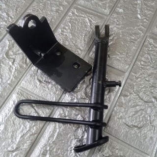 Chân chống - Chân chống kèm BƯỞNG gắn xe LIBERTY nhập