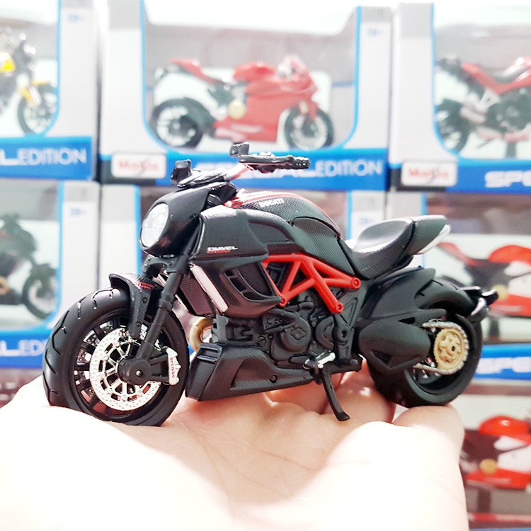 Mô Hình Xe Moto Ducati Diavel