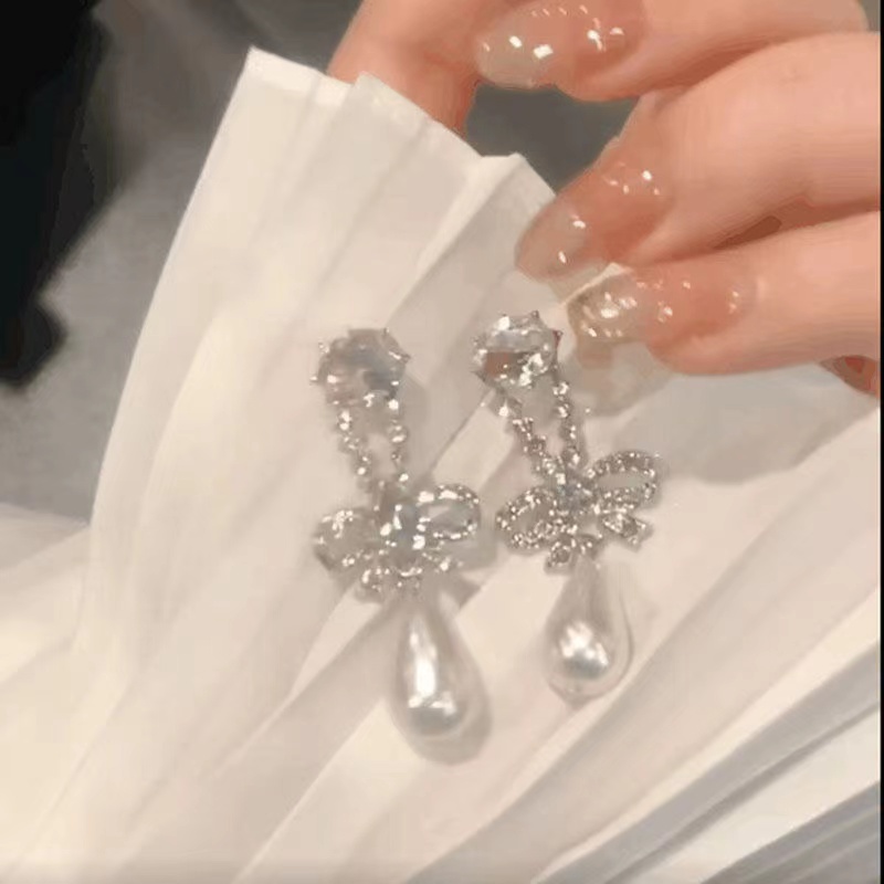 Bông Tai Mạ Bạc 925 Hình Nơ Đính Ngọc Trai Cao Cấp Phong Cách Hàn Quốc