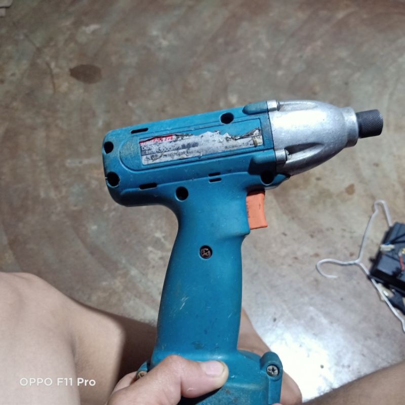 Khoan pin makita 12v  hàng  bãi nhật