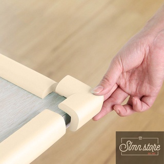 Bộ combo 4 miếng xốp cao su vuông mềm chữ V bịt Góc Nhọn Bàn, giường bảo vệ an toàn cho bé. SD1-BG01