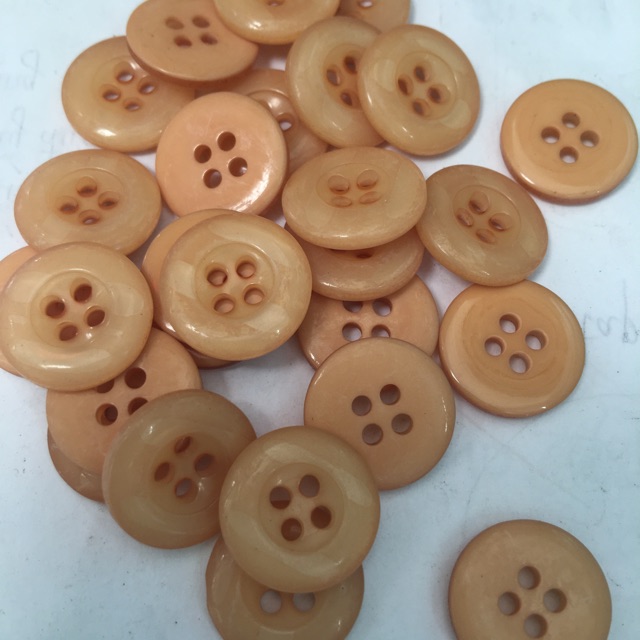 Gói 40 Chiếc Nút Áo 4 Lỗ Size 1,5cm