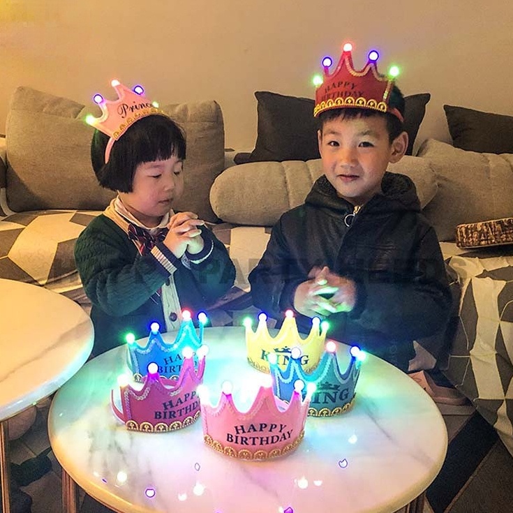 Băng Đô Vương Miện Sinh Nhật Có Đèn LED 6 Bóng