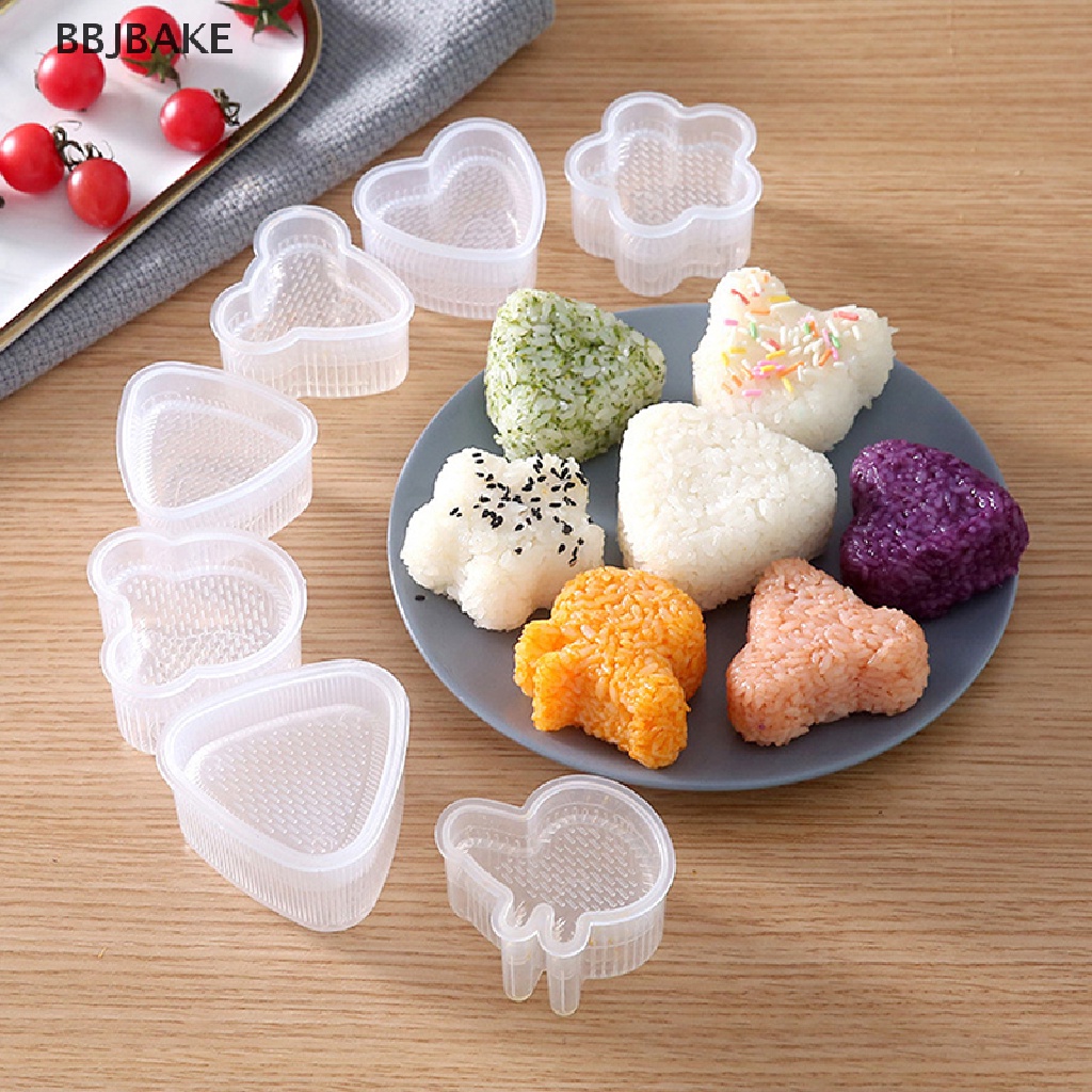 Khuôn Làm Cơm Nắm / Sandwich Tiện Dụng Cho Nhà Bếp