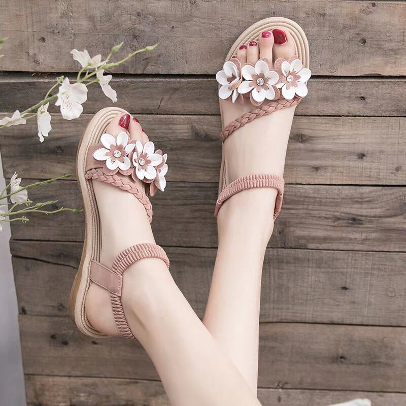 Xăng đan đế bằng đính hoa thời trang đi biển cho nữ size 35-43