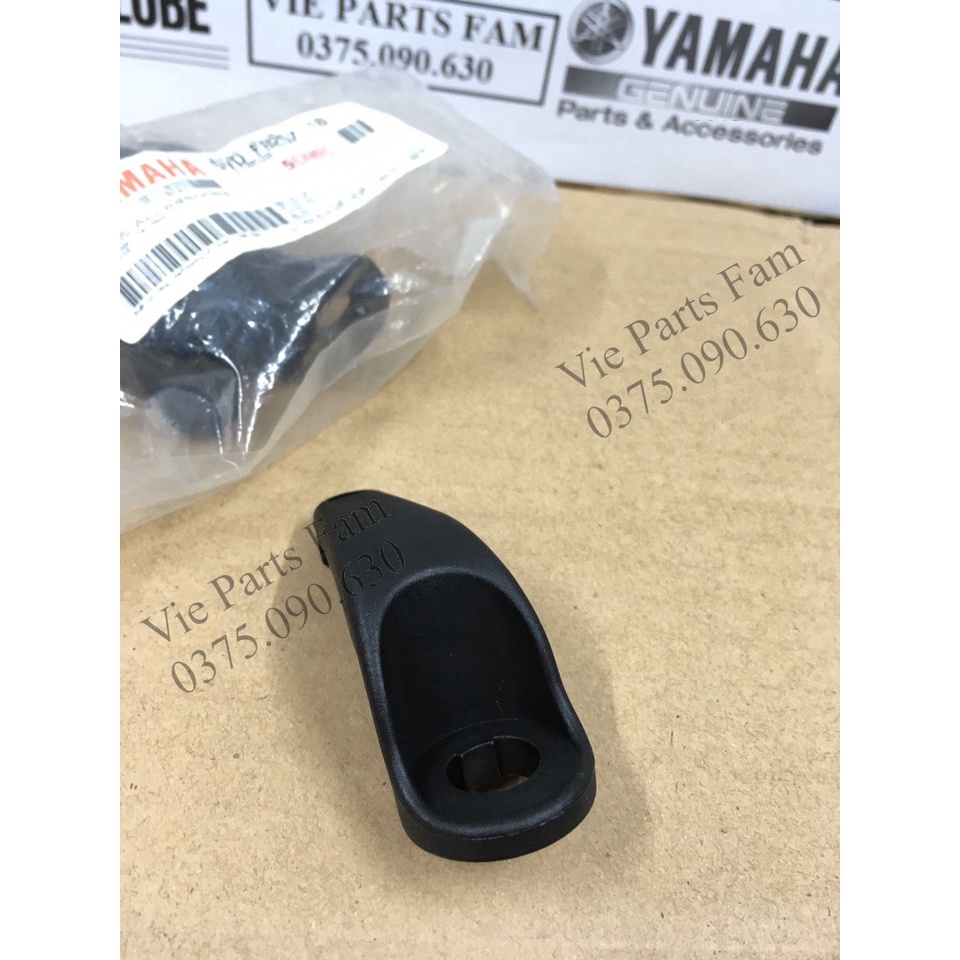 Móc treo đồ xe ga Nouvo, Mio, Janus, Acuzo, Chính hiệu Yamaha Motor VN
