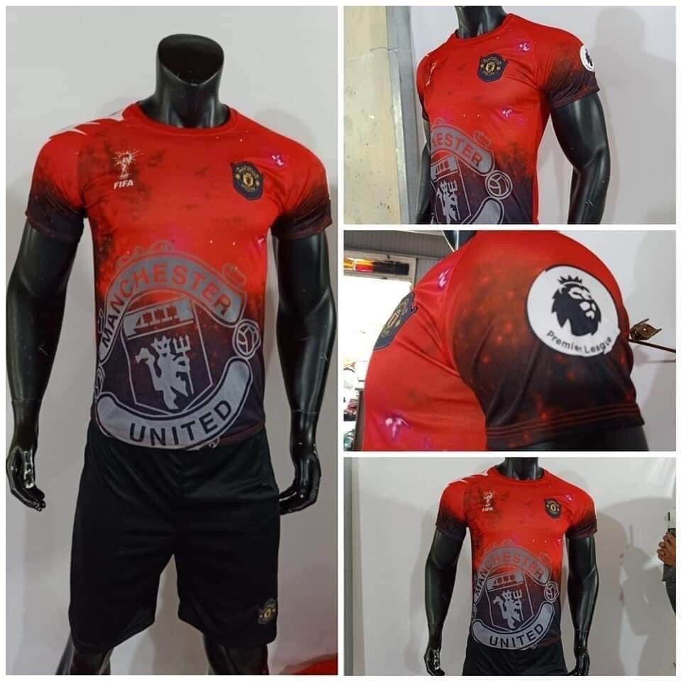 Bộ áo đá banh CLB MU đỏ ngân hà chế cực đẹp | BigBuy360 - bigbuy360.vn