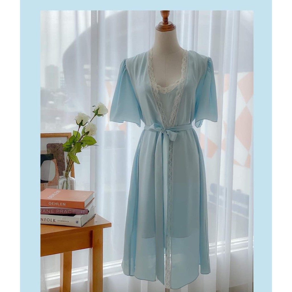 Áo choàng ngủ lụa mặc nhà phối ren  dáng dài kèm đai áo-Đủ màu freesize dưới 70kg | BigBuy360 - bigbuy360.vn