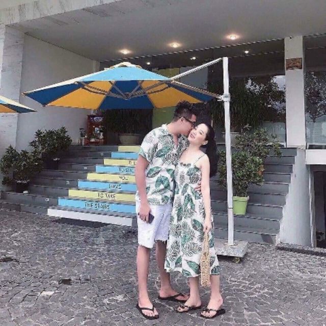 Sét đôi đi biển nam nữ