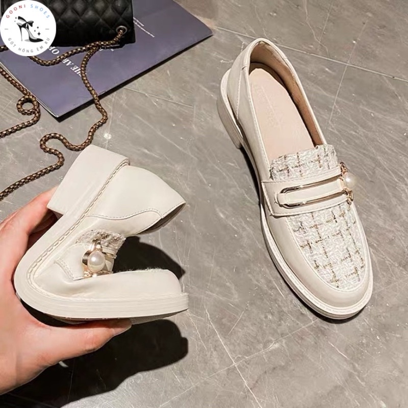 Giày sục, giày lười chất liệu canvas mềm mại mũi tròn đính ngọc thời trang dành cho nữ 2022 thiết kế sang chảnh