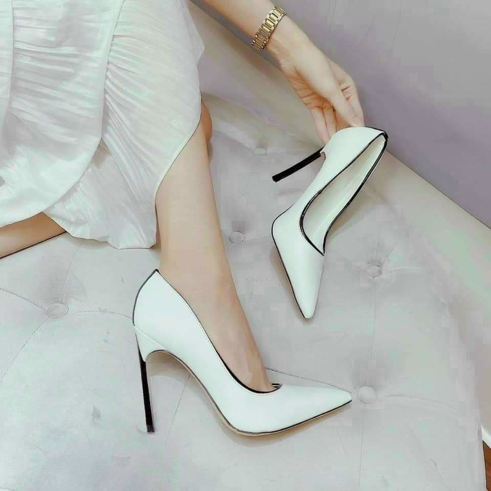 Giày Cao Gót Nữ ,gót cao 9cm Thời Trang Cao Cấp Thiết Kế Bít Mũi Nhọn Màu Trắng Phối Viền Đen Siêu Hót
