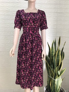 ĐẦM XOÈ HOA TÍM TAY PHỒNG