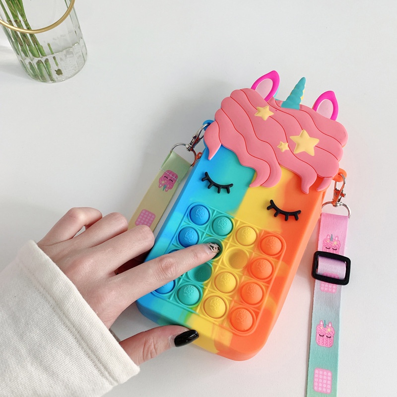 Túi Đeo Chéo Vai Bằng Silicon Hình Minion Dễ Thương Dành Cho Bé Gái