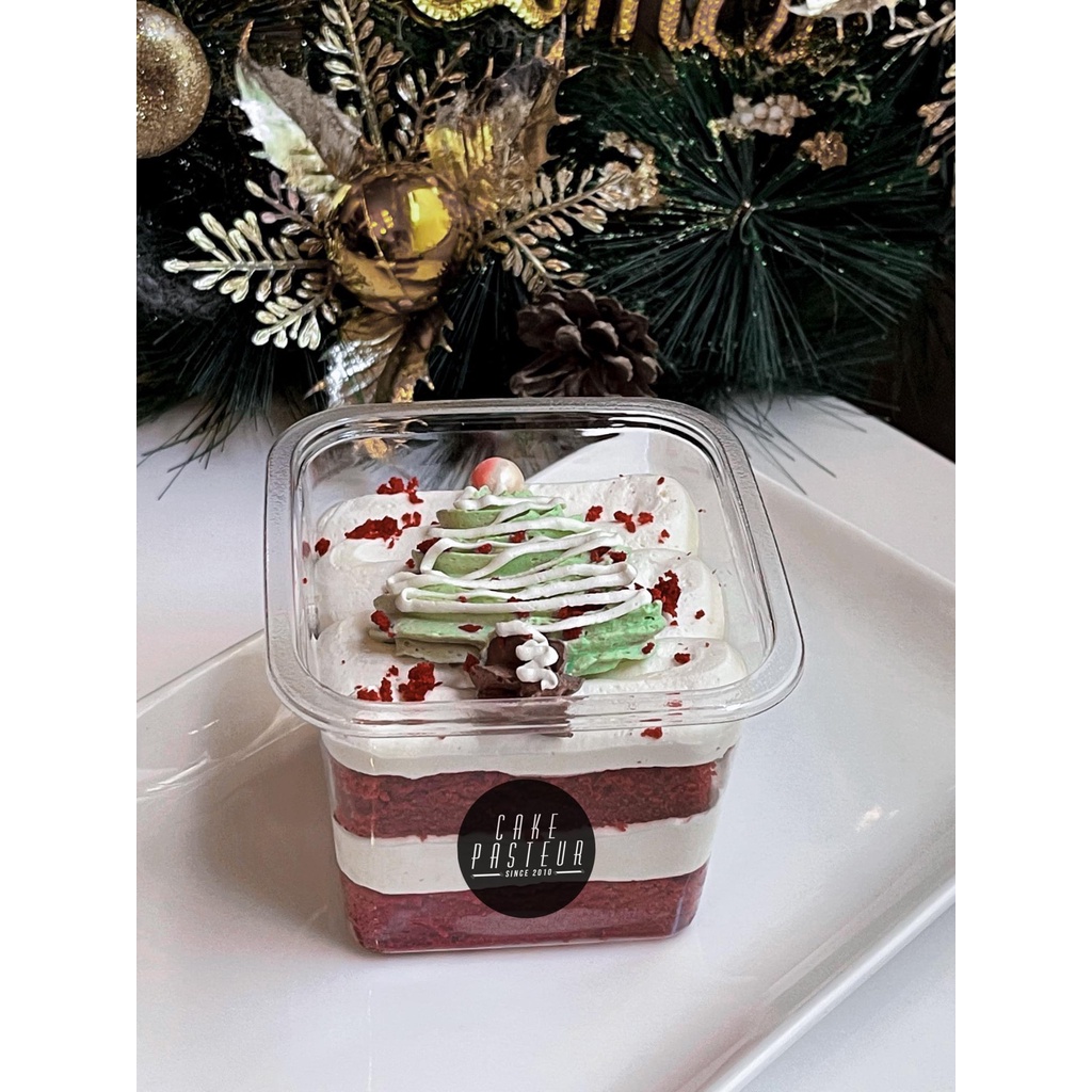 Set 100 hộp nhựa vuông B10-8 đựng bánh Mousse, tiramisu, panna cotta,..
