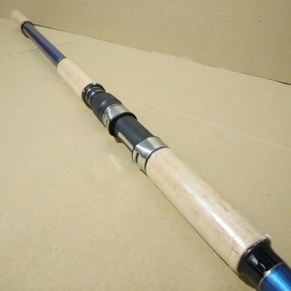 Cần 2 Khúc 2m7 Công Nghệ Nhật