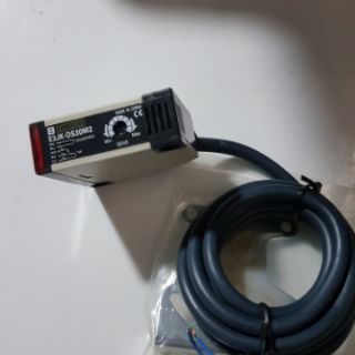 CẢM BIẾN QUANG E3JK-DS30M2  12V- 24VDC