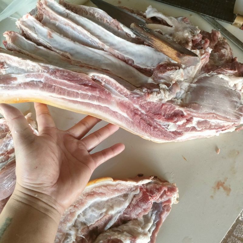 175k 1kg Ba Rọi Heo Rừng Rút Sườn loại 1(giao Hòa tốc TP HCM)