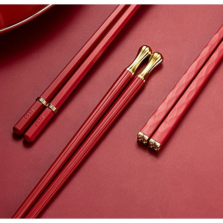 Bộ 5 đôi đũa đỏ viền vàng sang trọng T21