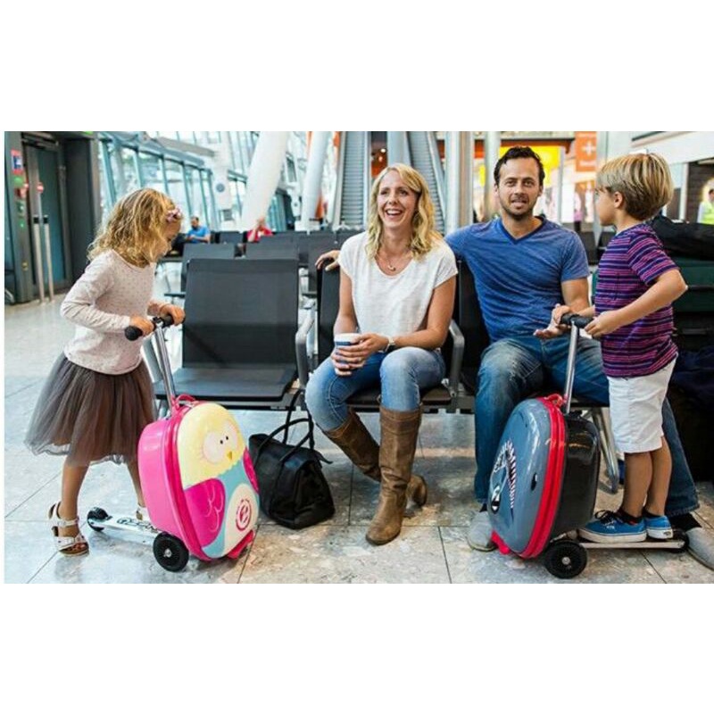 Vali kéo kiêm xe trượt Scooter hình Olivia màu hồng