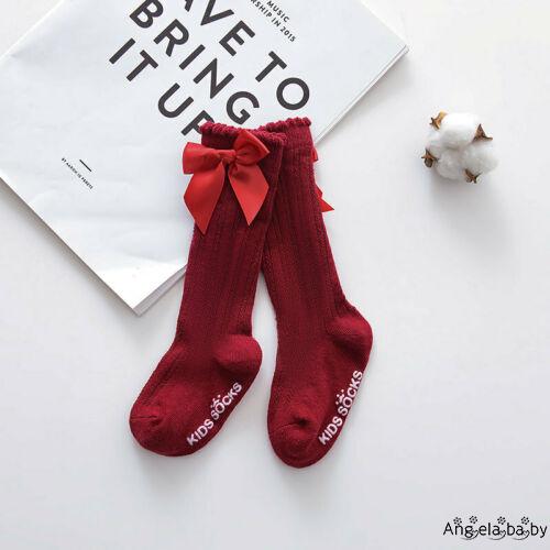 Vớ dài đính nơ đáng yêu cho bé gái