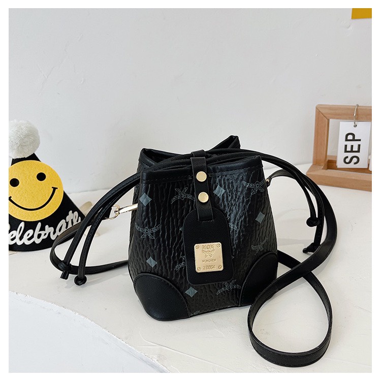 Túi xách mẫu siêu hot 2022 dành cho bé gái - Hàng Quảng Châu Cao Cấp (8811)