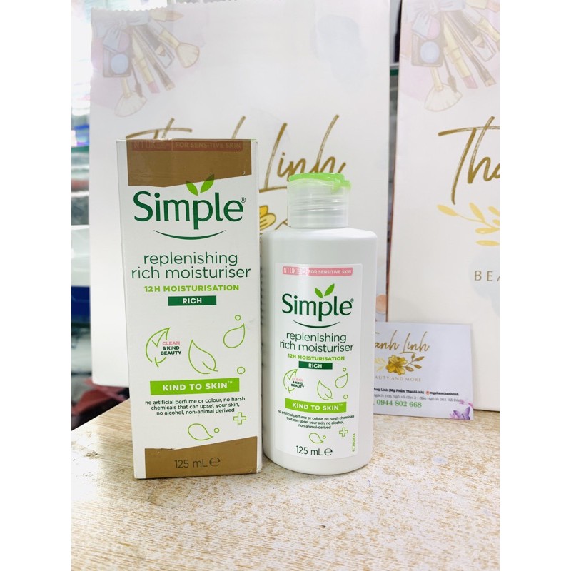 Kem dưỡng ẩm Simple Kind To Skin Replenishing Rich Moisturiser cho da khô 125ml ( mẫu mới )