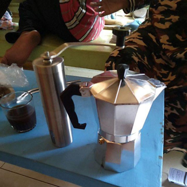 Ấm pha cà phê Moka Express 6TZ , bình pha cà phê kiểu Ý