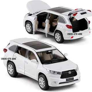Xe Mô Hình Sắt Xe Du Lịch Cao Cấp Toyota Highlander Tỉ Lệ 1:32 - Trắng -  9860.1