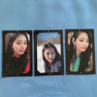 Card của Twice trong The year of yes Tzuyu Momo card đẹp