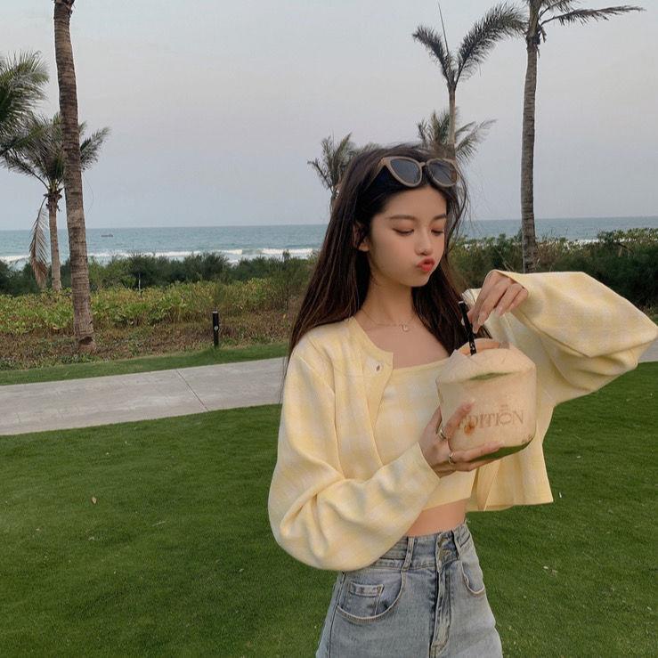 Porozi  Set áo khoác cardigan dệt kim dáng ngắn phối áo hai dây phong cách Hàn quốc xinh xắn cho nữ