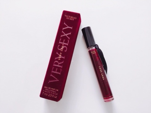 NƯỚC HOA LĂN VICTORIA'S SECRET VERY SEXY 7ML MẪU MỚI