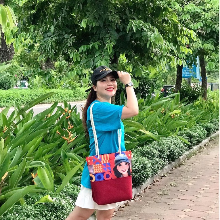 Túi Tote Vải Canvas In Hình Chân Dung Kymviet 100% Handmade, Thiết Kế Thời Trang, Đựng Đồ Đa Năng