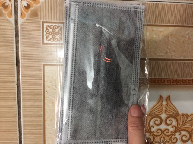 Khau trang y tế 4 lớp cao cấp ( 1 cái) màu ngẫu nhiên