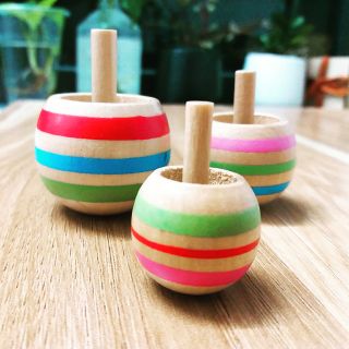 Bộ ba con quay bằng gỗ cho trẻ con