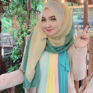 Hộp Cầu Vồng Pasmina 3 Màu