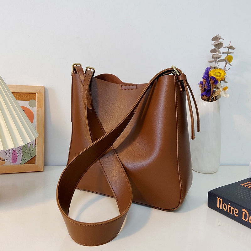 Túi đeo chéo màu trơn đơn giản thời trang cao cấp