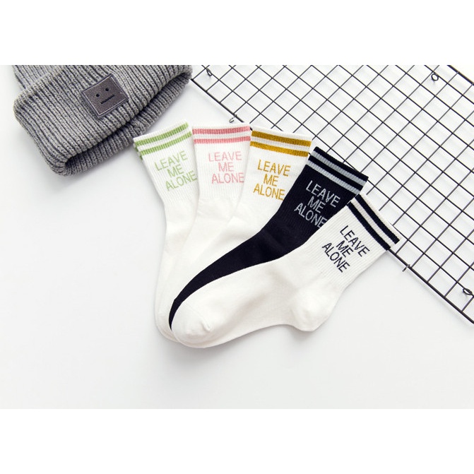 Vớ cổ cao Unisex chữ LEAVE ME ALONE phong cách thể thao, đường phố.